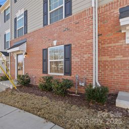 2016 Tupelo Grove Lane