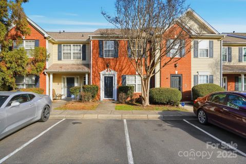 3855 Glenlea Commons Drive active home in Glenlea Park, Charlotte, NC