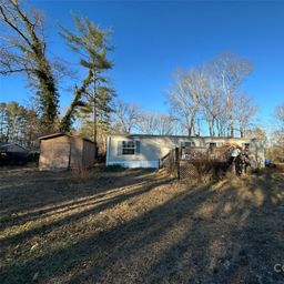 200 Rolling Oaks Drive