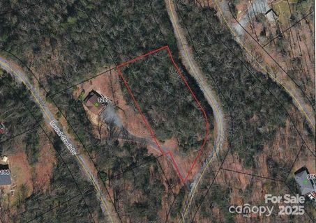 000 Wash Freeman Road active home in Lace Falls, Hendersonville, NC