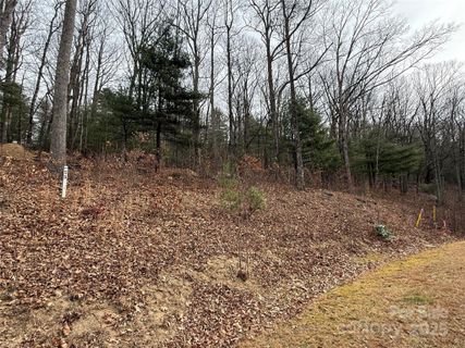 S 5 Hollybrook Drive