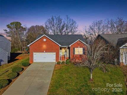 1636 Mayfair Drive sold home in Mayfair, Conover, NC