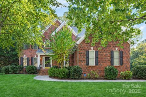 155 Huntfield Way sold home in Templeton Bay, Mooresville, NC