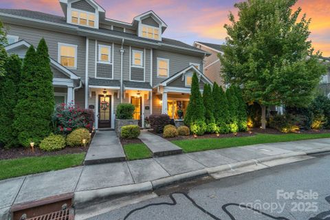 748 Amalfi Drive sold home in Davidson Bay, Davidson, NC