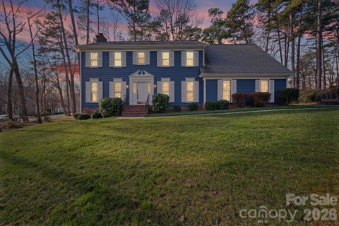 110 Pineridge Drive sold home in Sherwood Forest, Huntersville, NC