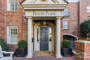 477 Fenton Place sold home in Charlotte, SC