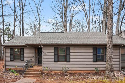 374 Tall Oaks Trail sold home in Dogwood Hills, Fort Mill, SC