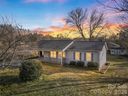 2730 33rd Avenue sold home in Hickory, SC