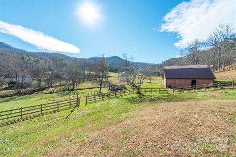 366 Dix Creek 2 Road