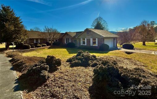 2001 Plum Tree Lane sold home in Sugar Hollow Farms, Hendersonville, NC