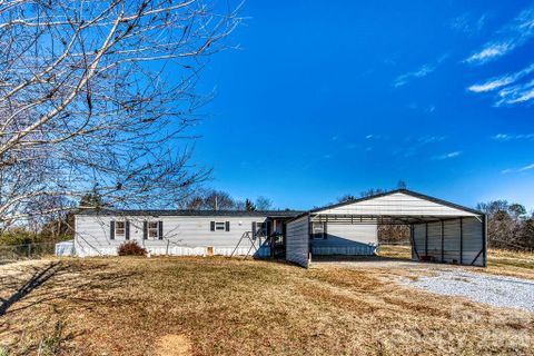 977 Lavender Road sold home in Lavender Acres, Grover, NC