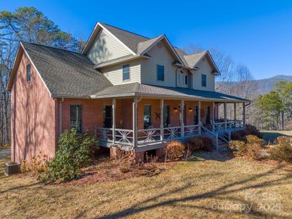 832 Asheville Highway