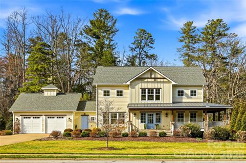 74 Shipman Parkway sold home in Berwick Downs, Flat Rock, NC