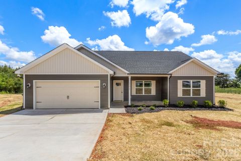 1545 Antioch Drive sold home in St James Vineyard, Conover, NC