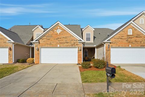335 Garnet Court active home in Four Seasons At Gold Hill, Fort Mill, SC