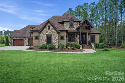 108 Washam Road active home in Washam Point, Mooresville, NC