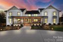 3207 Broadfield Road sold home in Charlotte, SC