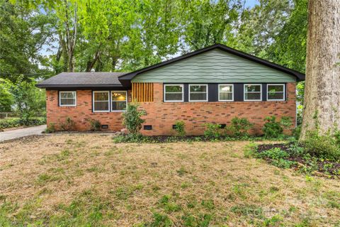 5320 Kildare Drive