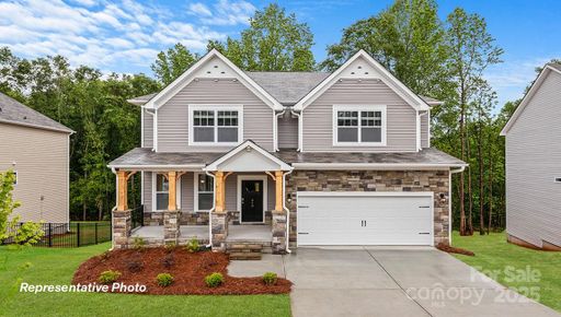 7227 Butternut Oak Terrace pending home in Oak Grove Hill, Huntersville, NC