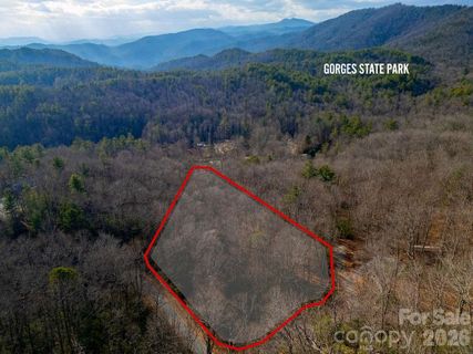 Lot 48 Fox Den Road active home in Oak Laurel, Brevard, NC
