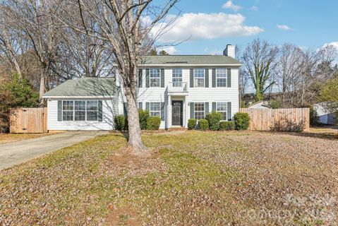 7106 Spring Creek Lane sold home in Olde Whitehall, Charlotte, NC