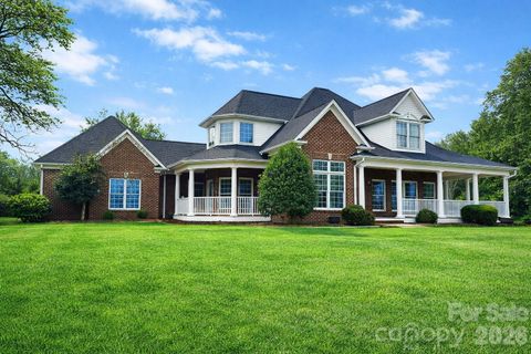1148 Town N Country Drive