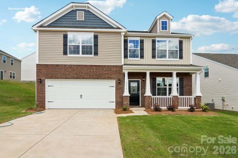 564 Dazzle Loop pending home in The Falls At Newton, Newton, NC