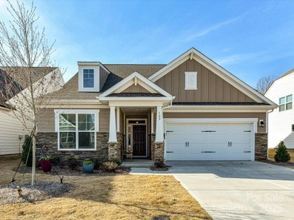 109 N Dunlavin Way