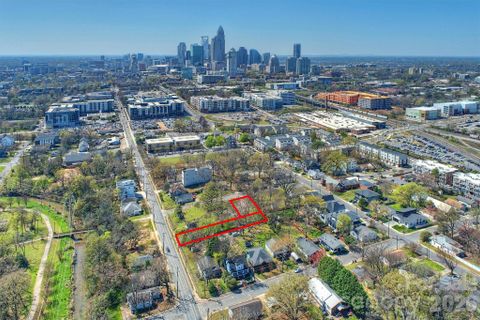 517 E 17th Street active home in Optimist Park, Charlotte, NC