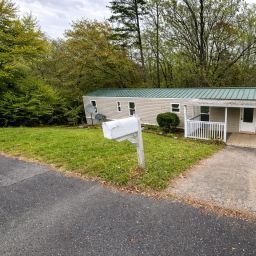 111 Cloverleaf Drive