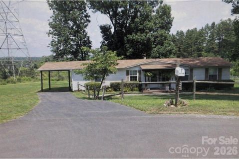 2438 Carol Drive sold home in Carmel Woods, Stanley, NC