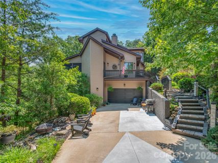 117 Eagles Crest Way sold home in Shumont Estates, Lake Lure, NC