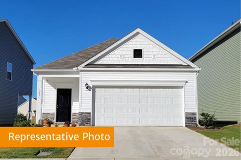 1140 Langston Lane pending home in Country Club Village, Salisbury, NC