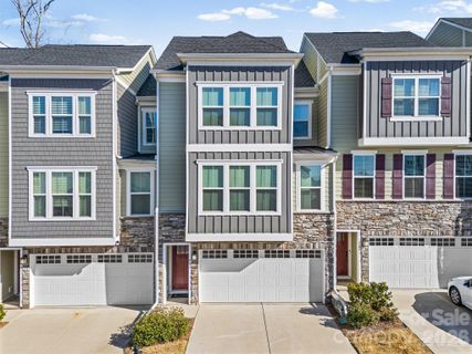 949 Portrush Lane