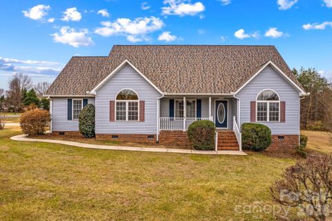 1082 Kingsway Drive sold home in Kingstree, Salisbury, NC