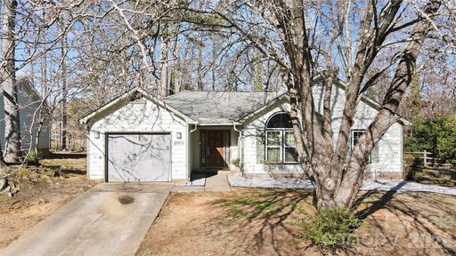 6906 Streamside Drive sold home in Creekside, Charlotte, NC