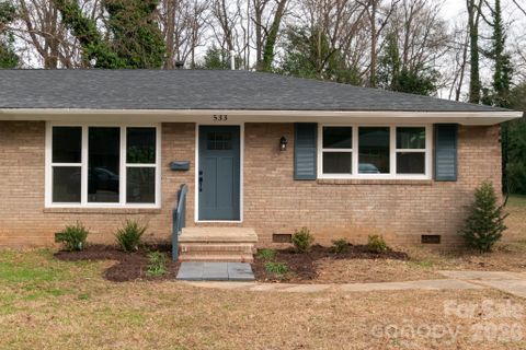 533 Blendwood Drive
