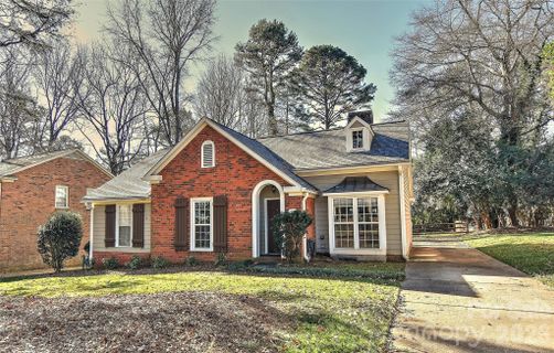 10118 Sardis Oaks Road sold home in Sardis Oaks, Charlotte, NC