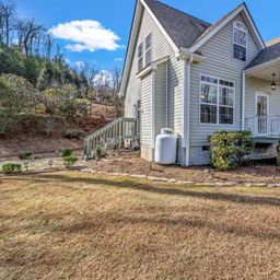 387 Goodview Drive