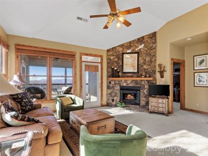 80 Stoney Falls Loop