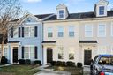 112 N Canyon Ridge Drive sold home in Mount Holly, SC