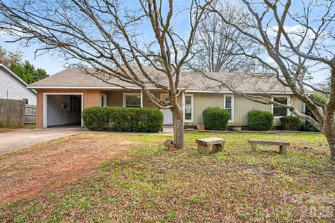 7115 Willow Bend Lane sold home in Wyndmere, Mint Hill, NC