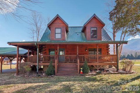 54 Meandering Way sold home in Crocketts Meadow, Maggie Valley, NC