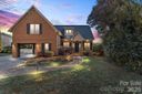 1130 Montford Drive sold home in Charlotte, SC