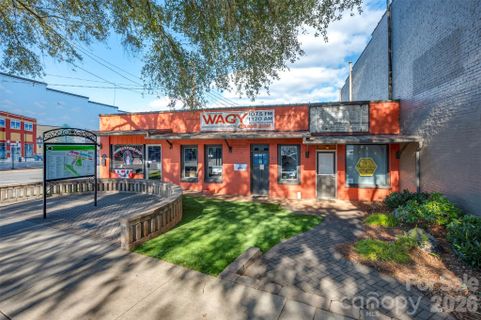 155 157 E Main Street