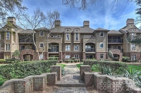 1101 44 E Morehead Street sold home in Latta Square, Charlotte, NC