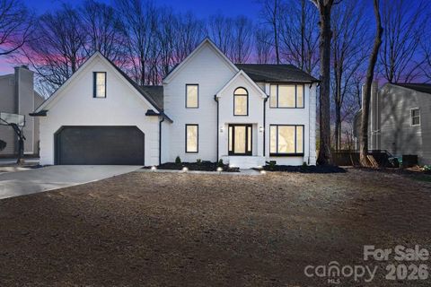 2124 Annecy Drive sold home in Annecy, Matthews, NC