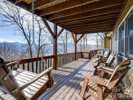 1954 Utah Mountain Road sold home in Utah Mountain Estates, Waynesville, NC