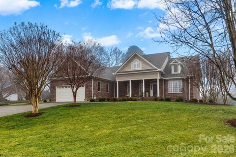 113 Quail Hollow Drive sold home in Woodbridge, Kings Mountain, NC