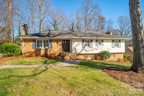 121 Glen Oaks Road sold home in Robinson Woods, Charlotte, NC